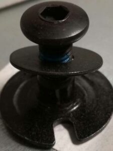 zadní šroub kangoo jumps